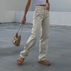 BDG High Wasted Baggy Jeans Ivory